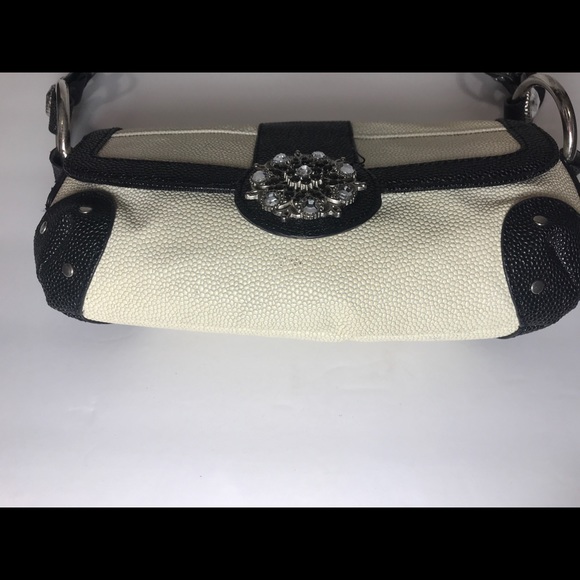 Sondra Roberts white shoulder clutch - Picture 5 of 6